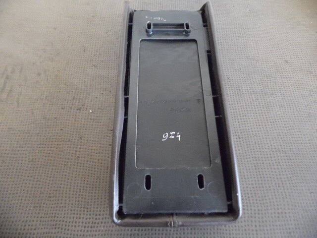 BOITE A CASSETTES PORSCHE 928 / 944 / 924