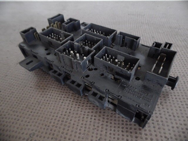CENTRALE ELECTRIQUE 171941813D VW GOLF II