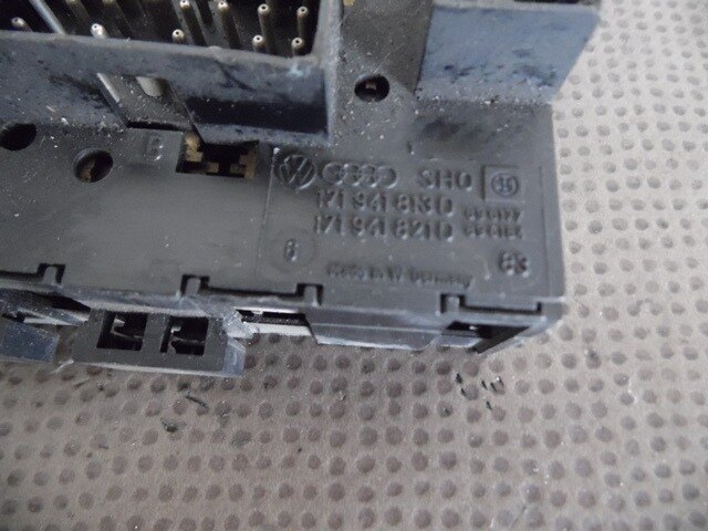 CENTRALE ELECTRIQUE 171941813D VW GOLF II