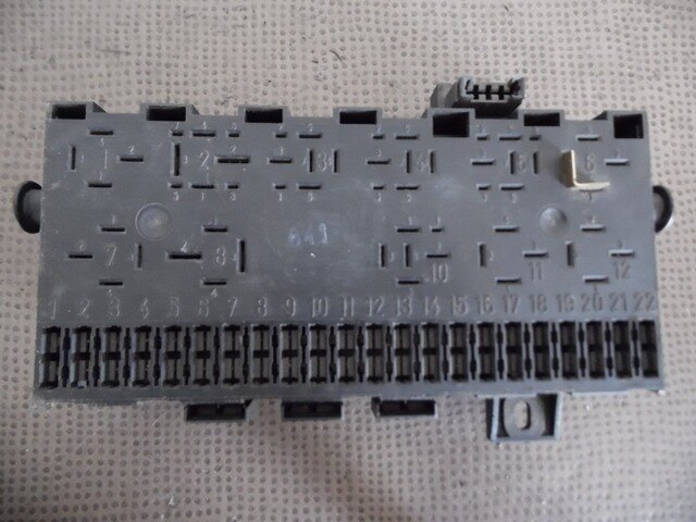 CENTRALE ELECTRIQUE 171941813D VW GOLF II