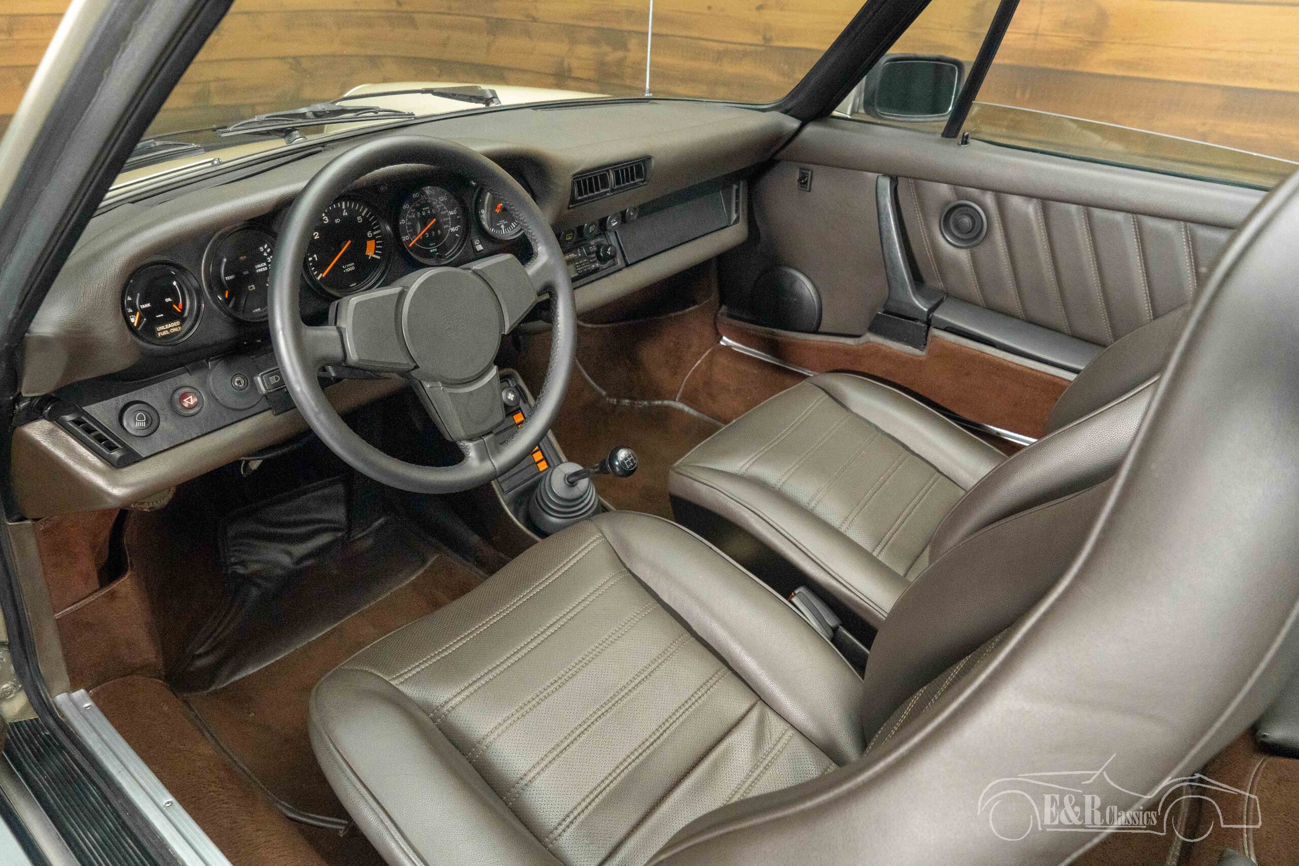 PORSCHE 911 SC 1983