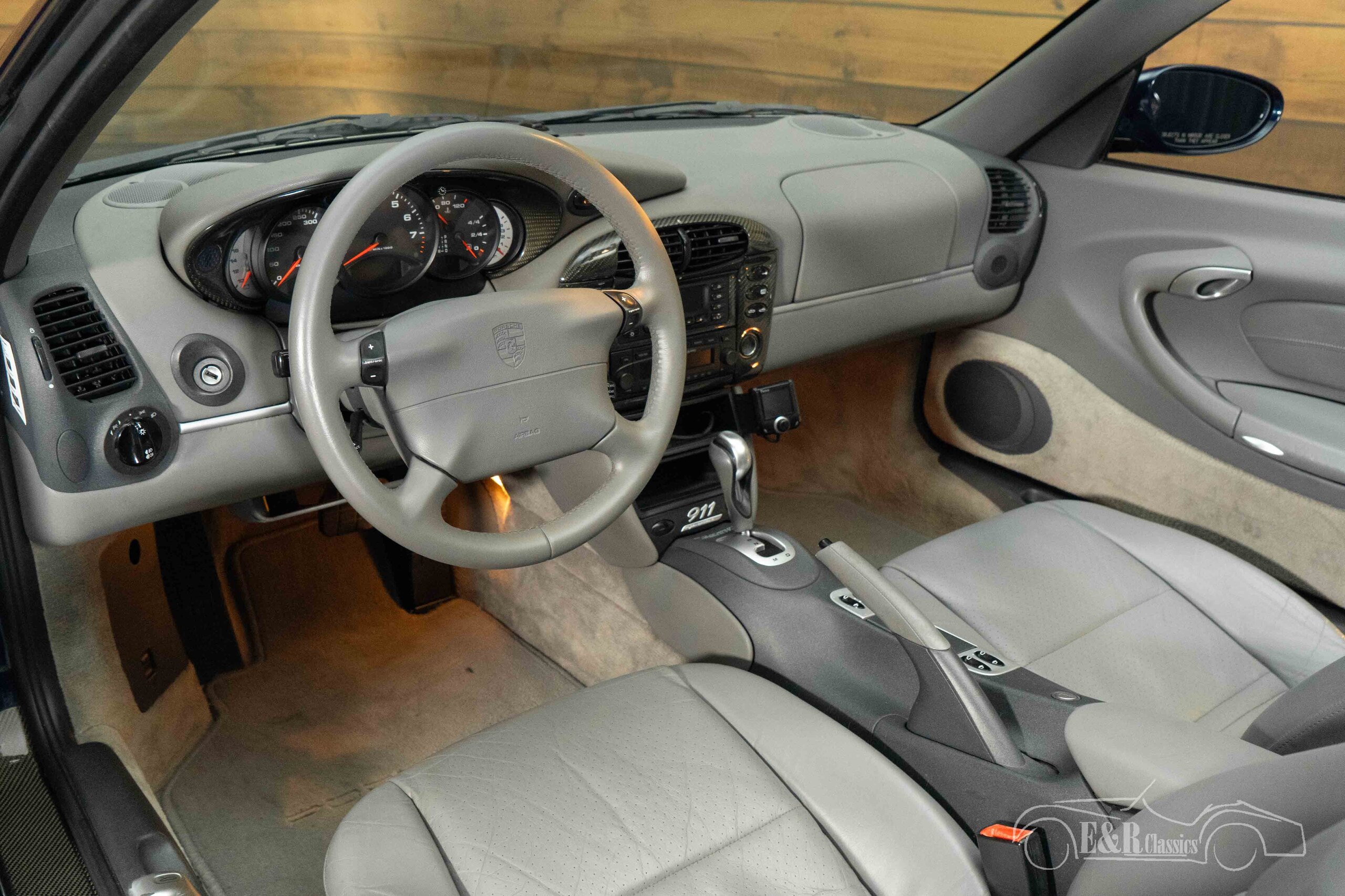 PORSCHE 911  Carrera 1999