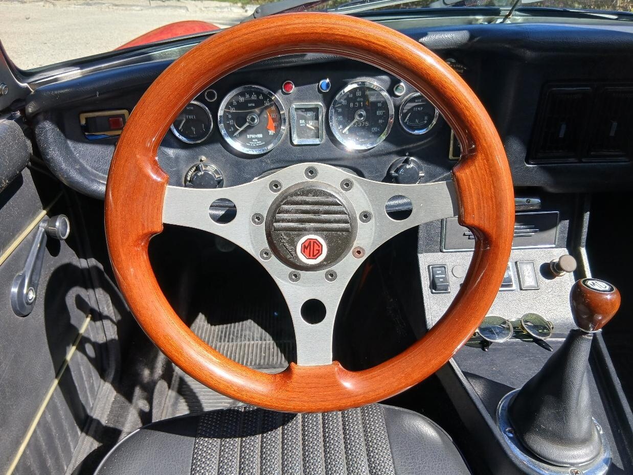 MG B 1972