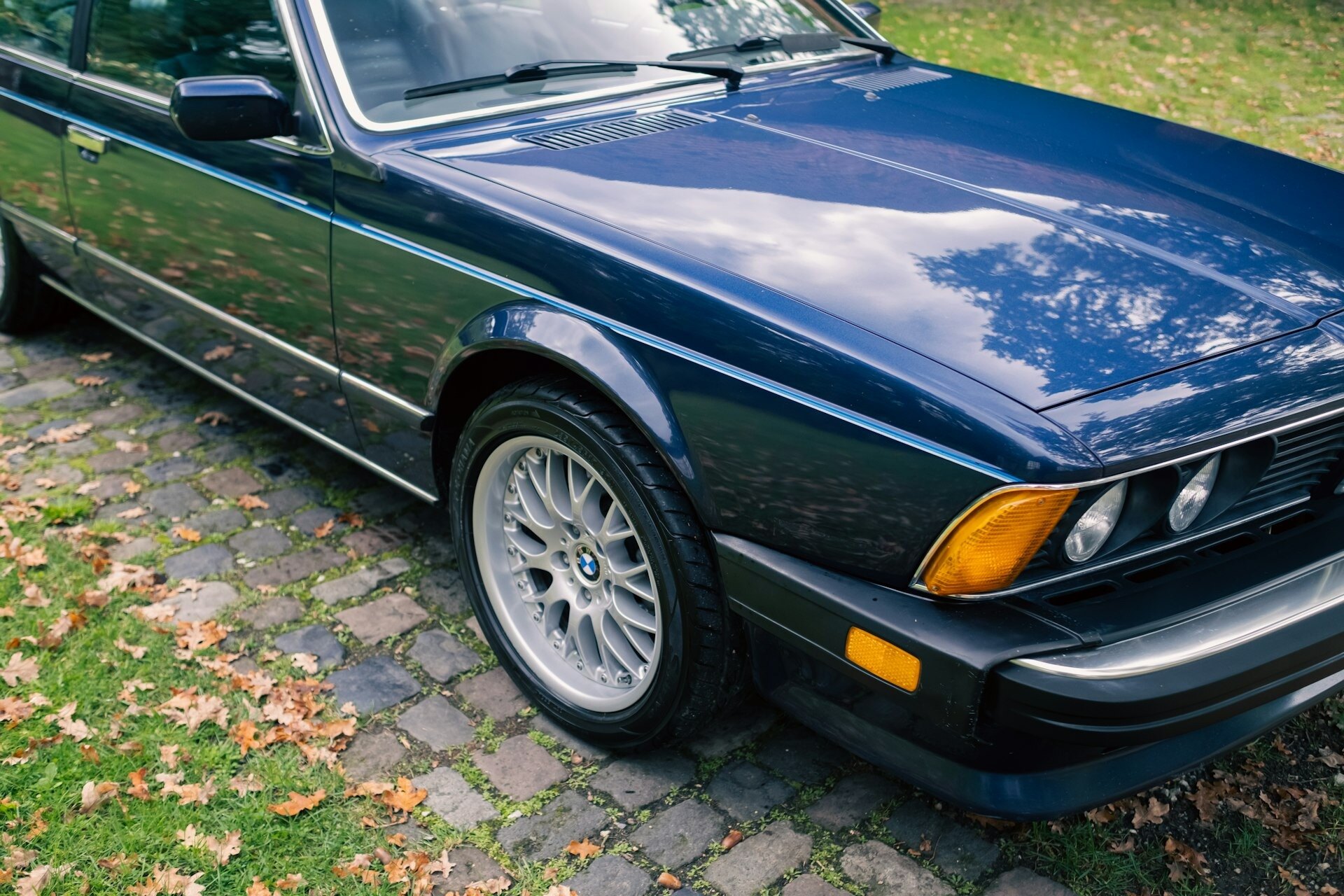 BMW E24 1987