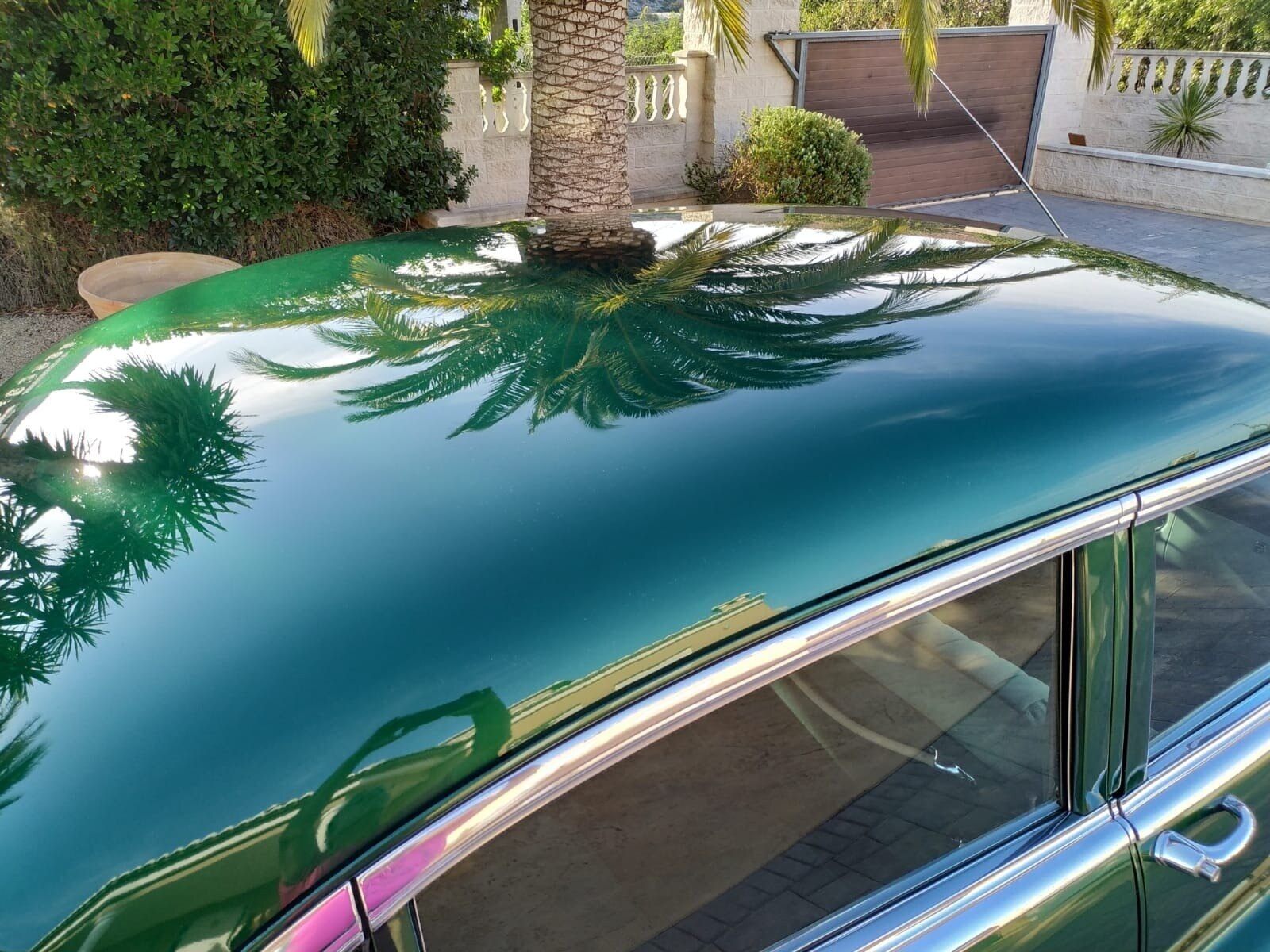 BUICK SUPER RIVIERA SEDAN 1952