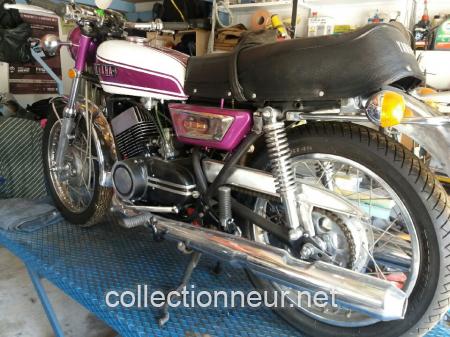 YAMAHA 250 YDS7 de 1972 restaurée