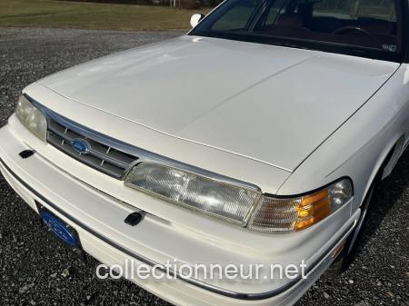 Ford Crown Victoria