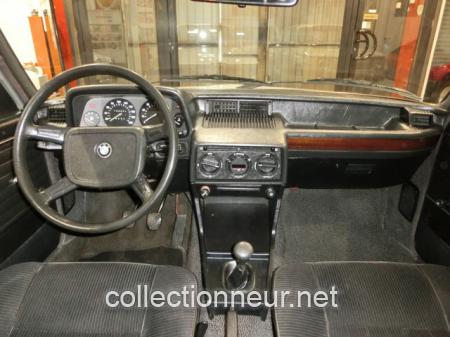 BMW 518 E12 SEDAN SERIE 5 - 1980