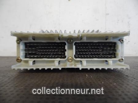 CALCULATEUR MOTEUR A0215452132 / 0261204323 MERCEDES CL500 / S500 W140 & SL500 R129