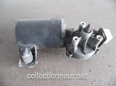 MOTEUR ESSUIE-GLACE 0390341078 / 61611354583 BMW E24