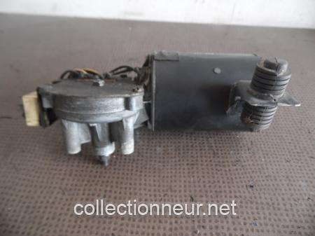 MOTEUR ESSUIE-GLACE 0390341078 / 61611354583 BMW E24