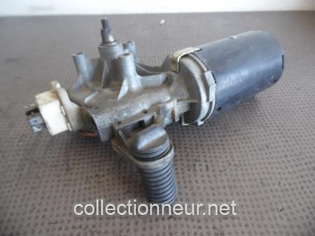 MOTEUR ESSUIE-GLACE 1395105324 / 61611367808 BMW E12